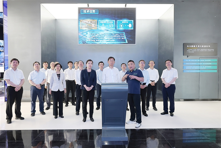 2026年三季度全省重大项目建设 暨经济运行工作推进会在信阳召开  刘宁王凯出席并讲话